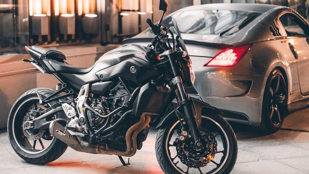 Auto deportivo moderno